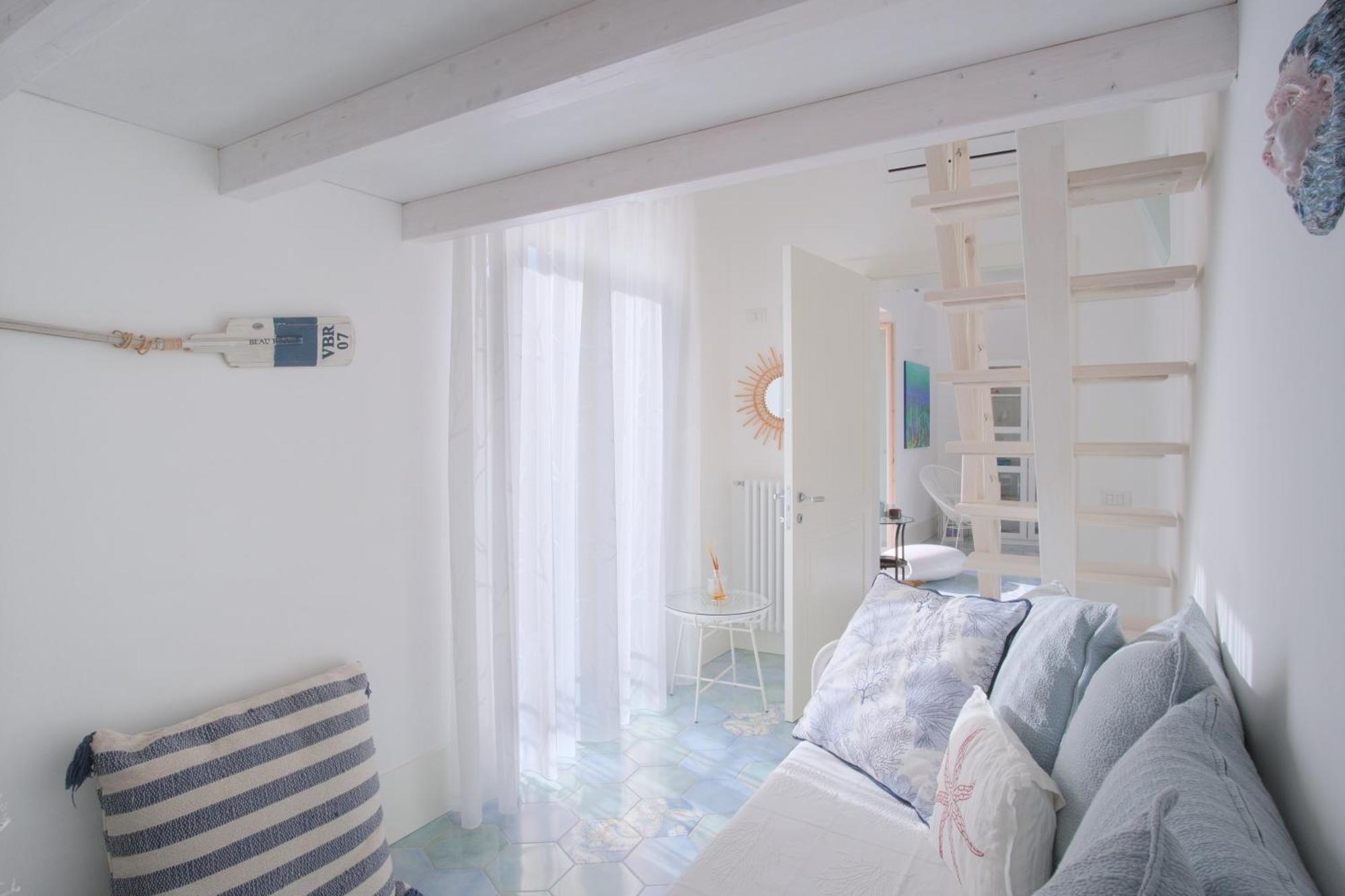 チェファルDevalu Casa Del Mareアパートメント エクステリア 写真